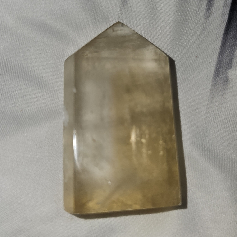 87g, 62x36x19 mm (LxWxD) Chubby Citrine Tower, New!